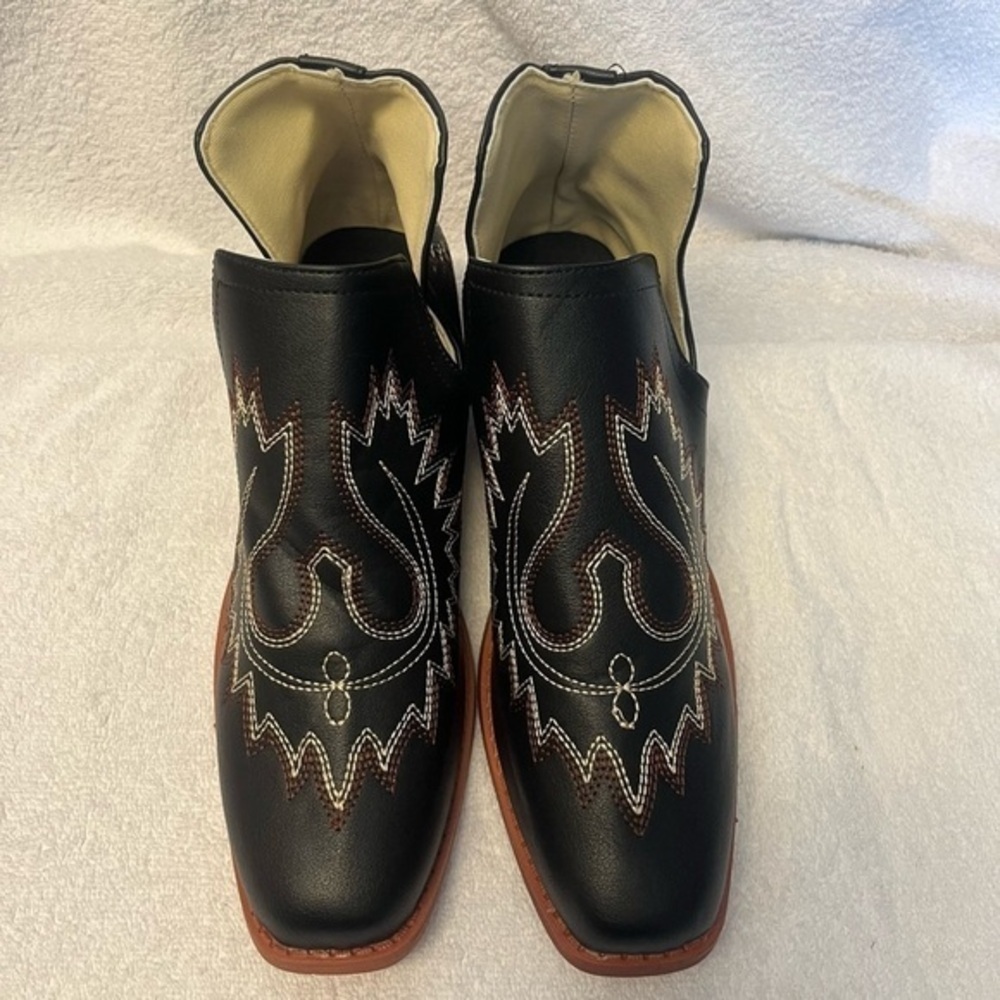 Women’s Western Chelsea Ankle Boots Black Stitch Block Heel Pointed Toe 6.5 NWT - Picture 2 of 5